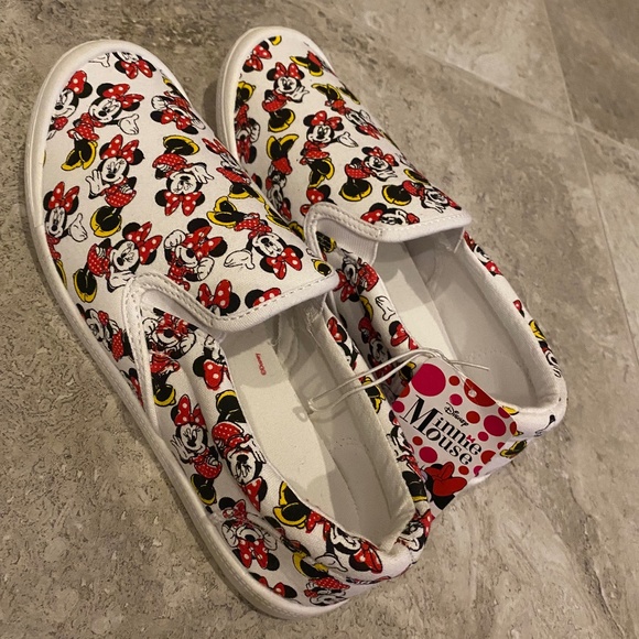 Minnie Mouse Shoes - Minnie and Mickey Mouse Disney Slip On Shoes NWT Women’s Size 8